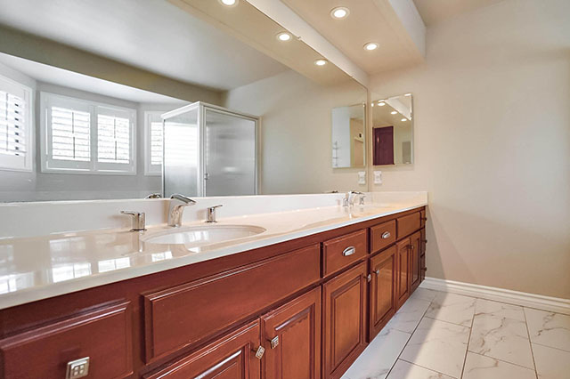 Master Bathroom - Photo Gallery Preview