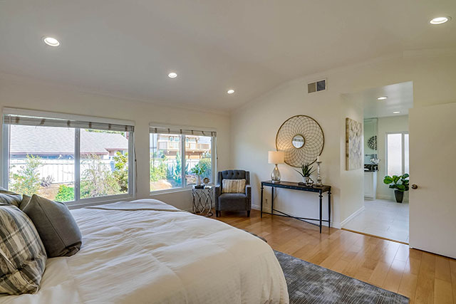 Master Bedroom & Bathroom