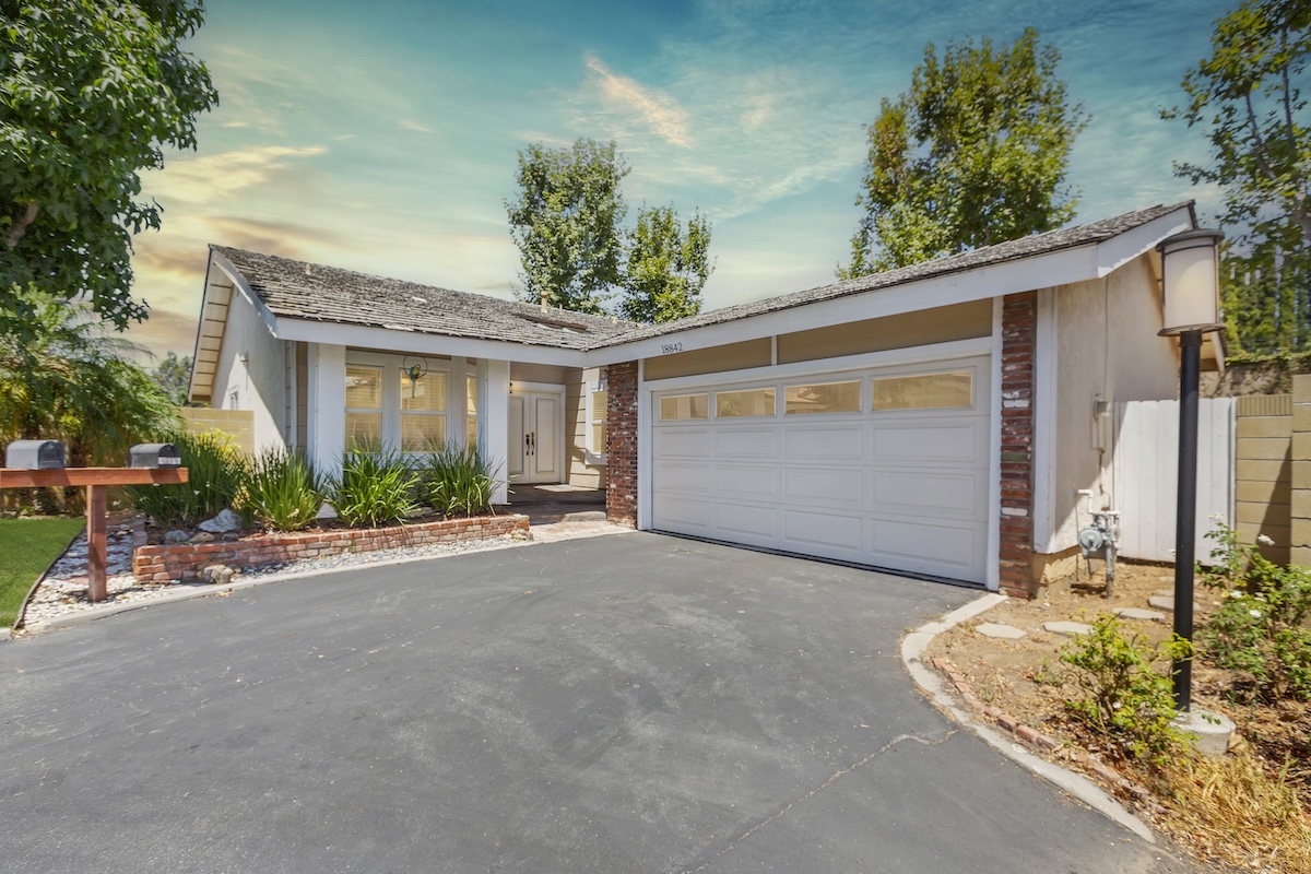 Enhanced Front - 18842 Jane Circle 1200px